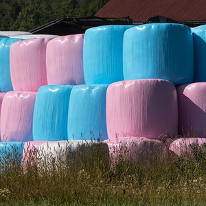 Película de envoltura de ensilaje Película de envoltura elástica de rollo redondo LLDPE para ensilaje Película de envoltura de ensilaje de balas de hierba Película de ensilaje agrícola